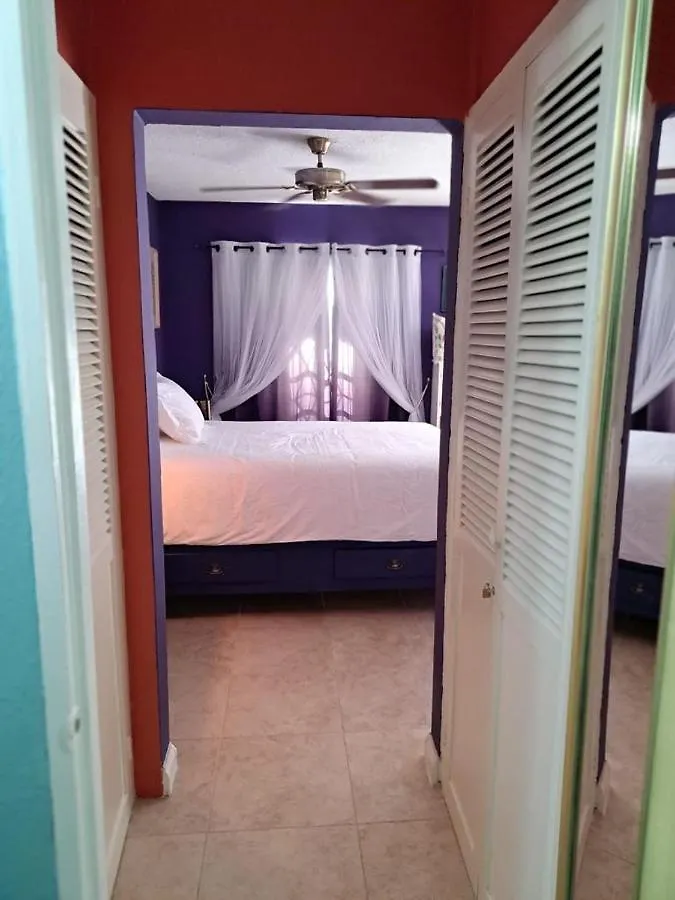 Kozy Kingston Condo At Merrivale Apartments